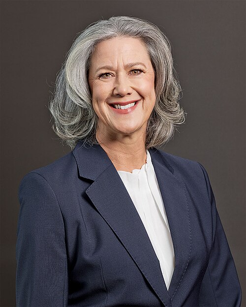 Nicolette Boele portrait