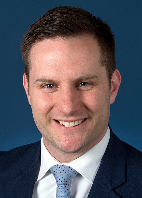 Alex Hawke portrait